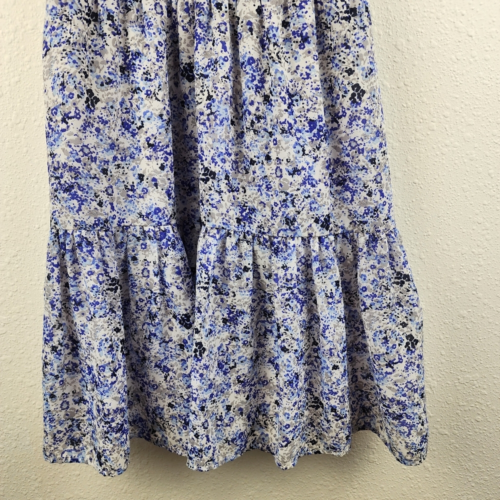 Vera Wang Smocked Tiered Sleeveless Blue & White Cottagecore Sundress Size Small - Picture 3 of 9